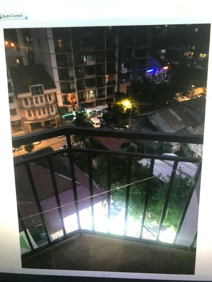 באטומי Apartment On Melikishvili 51 מראה חיצוני תמונה